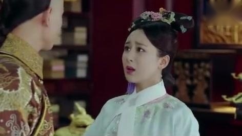 龙珠传奇：杨紫将贴身背心给康熙，康熙以为她要以身相许