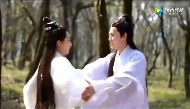 《龙珠传奇》秦苏苏和杨滚滚的甜蜜日常，爆笑又甜蜜，虐狗了！