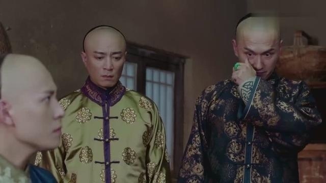 龙珠传奇：康熙兄弟俩都喜欢杨紫，杨紫究竟有何魅力？
