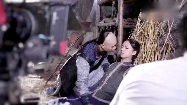 《龙珠传奇》花絮：杨紫梦境重现，叶哥哥趁易欢昏厥之际想要亲吻她