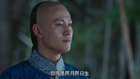 龙珠传奇：孔明灯原来是龙小弟放的，他要来带走杨紫，龙小弟终于吻上杨紫了