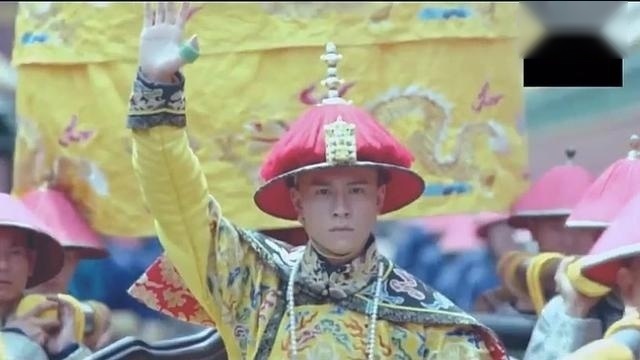 《龙珠传奇》杨紫看见了康熙真面目，却被他三言两语给唬过去了