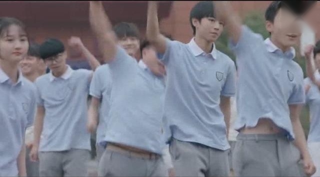 《我们的少年时代》王俊凯和蔡乙嘉谁比较帅吗？
