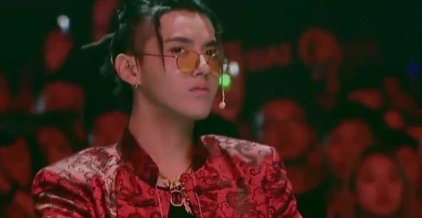 欧阳靖演唱主题曲，制作人帮唱助阵四强！中国有嘻哈谁才是冠军？