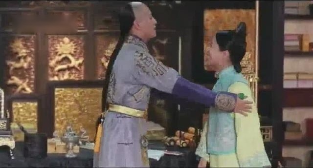 龙珠传奇欢喜夫妇逗趣日常：杨紫小拳拳向秦俊杰撒娇