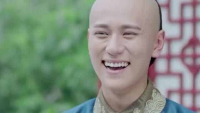 龙珠传奇：康熙和贪官刘德昭谈论美女 故意显露其好色的一面