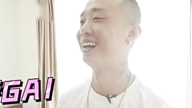 中国有嘻哈冠军GAI酒吧演唱李宗盛的成名曲超越原作