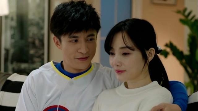 我们的少年时代：李小璐学做菜 薛之谦：以后我来做，你负责吃就好！安谧：想亲我，想得美！