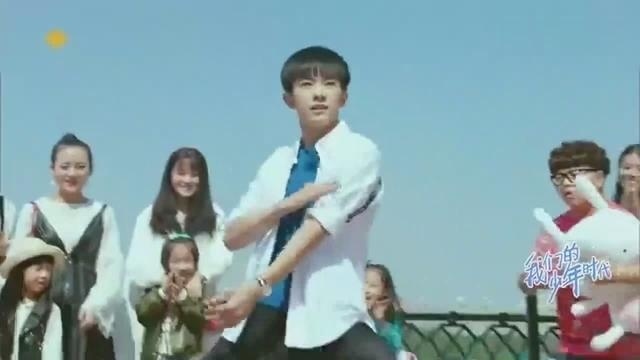 《我们的少年时代》全能易烊千玺上线，街舞style拉票有一绝！
