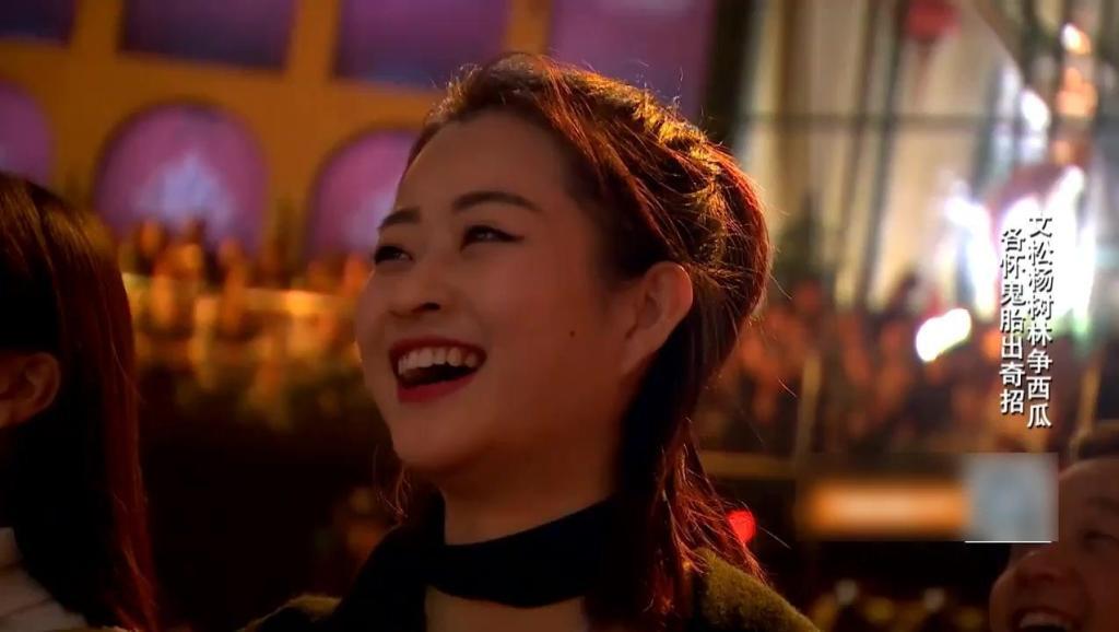 岳父很讨厌两女婿,两女婿的直白逗乐漂亮女观众