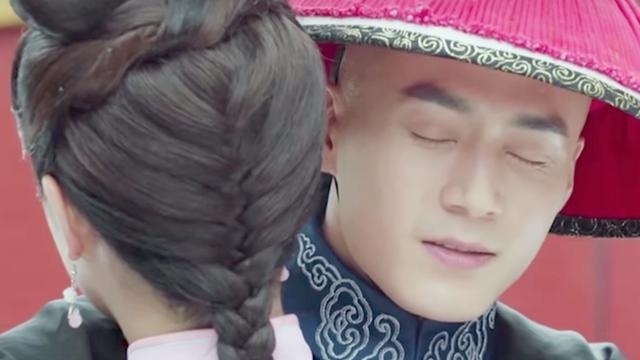 龙珠传奇：易欢对康熙失望透顶不理他 终于投入到剑卿的怀抱