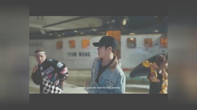 中国有嘻哈-「Papillon」原版「MV」-王嘉尔