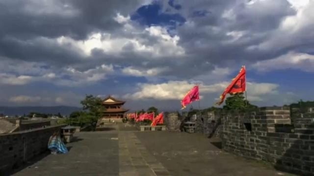 中国有嘻哈bridge《老大》气场帅到爆，肌肉男完美的抢镜