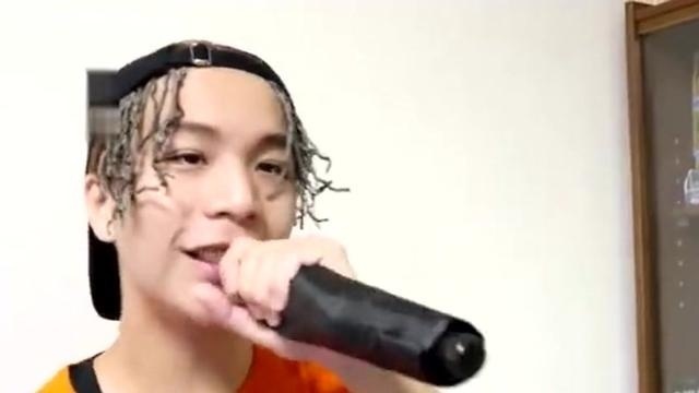 几个小伙《中国有嘻哈》表演模仿，堪称最佳模仿秀啊，笑惨了