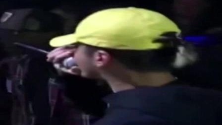 吴亦凡带领战队怒吼中国有嘻哈，赛前竟突发意外，队员们无法接受