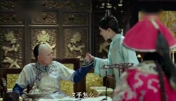 龙珠传奇：山西大旱秦俊杰自责用龙血抄经书，杨紫旁边傻站没看见