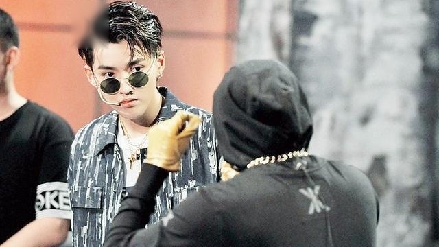 欧阳靖首度公开diss吴亦凡！《中国有嘻哈》里被淘汰实在是笑话！