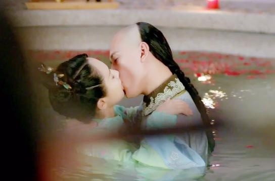 《龙珠传奇》杨紫秦俊杰吻戏甜 康熙另类撩妹