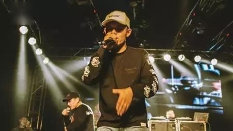 《中国有嘻哈》中黄旭未公开的freestyle？他diss了谁？