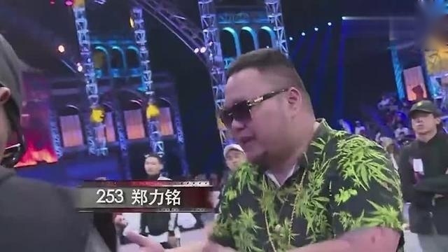 《中国有嘻哈》海选落选选手说唱大串烧，和他们比起来PEGONE太弱