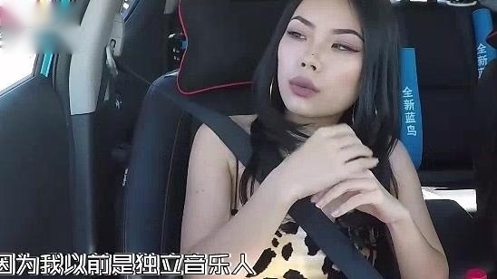 中国新歌声那英导师学员万妮达 自爆不后悔没去《中国有嘻哈》