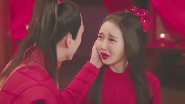 将军在上：胡青秋水终于拜堂成亲，洞房花烛夜两人却抱头痛哭！