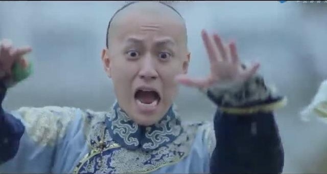 《龙珠传奇》杨紫拒绝了秦俊杰的表白，并失手将康熙推下水池