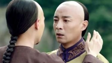 龙珠传奇：李太医和李公公兄弟相认，抱头痛哭