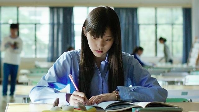 电影《秘果》终极预告:陈飞宇欧阳娜娜欧豪再续《左耳》青春